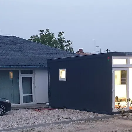 아파트 Tiny House 니트라