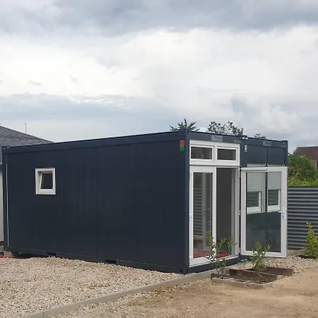 Tiny House *