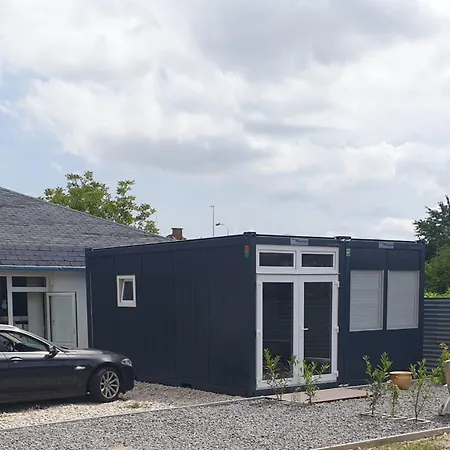 Apartment Tiny House *